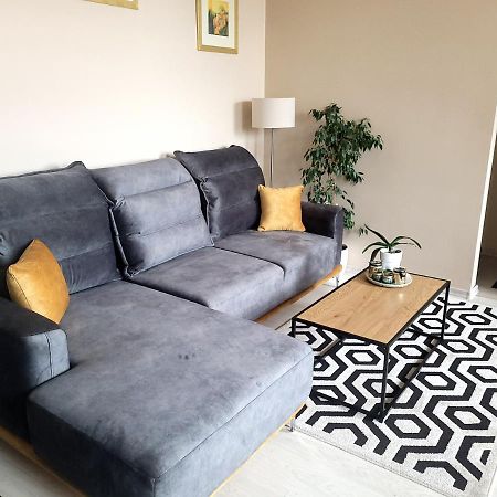Cozy 2 Room Apartment In The Oldtown Of 克莱佩达 外观 照片