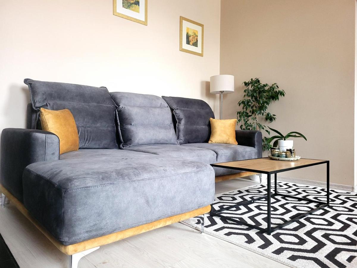 Cozy 2 Room Apartment In The Oldtown Of 克莱佩达 外观 照片
