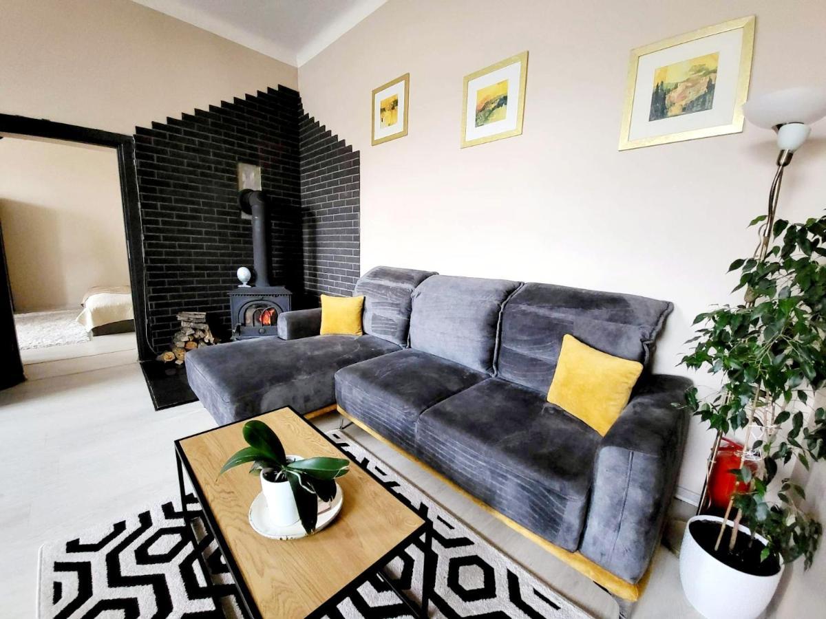 Cozy 2 Room Apartment In The Oldtown Of 克莱佩达 外观 照片